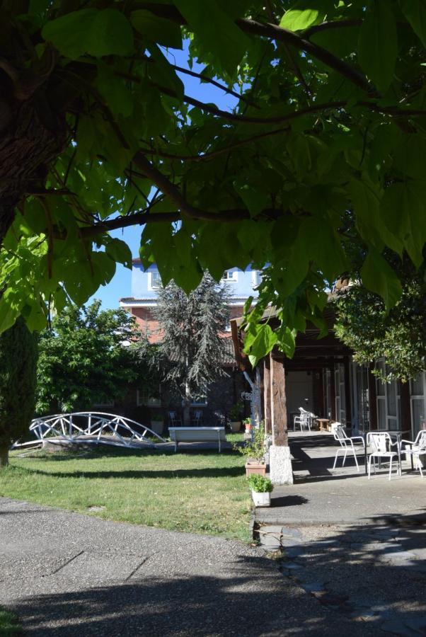 Hotel Las Casitas Del Jardin Tudela de Duero المظهر الخارجي الصورة
